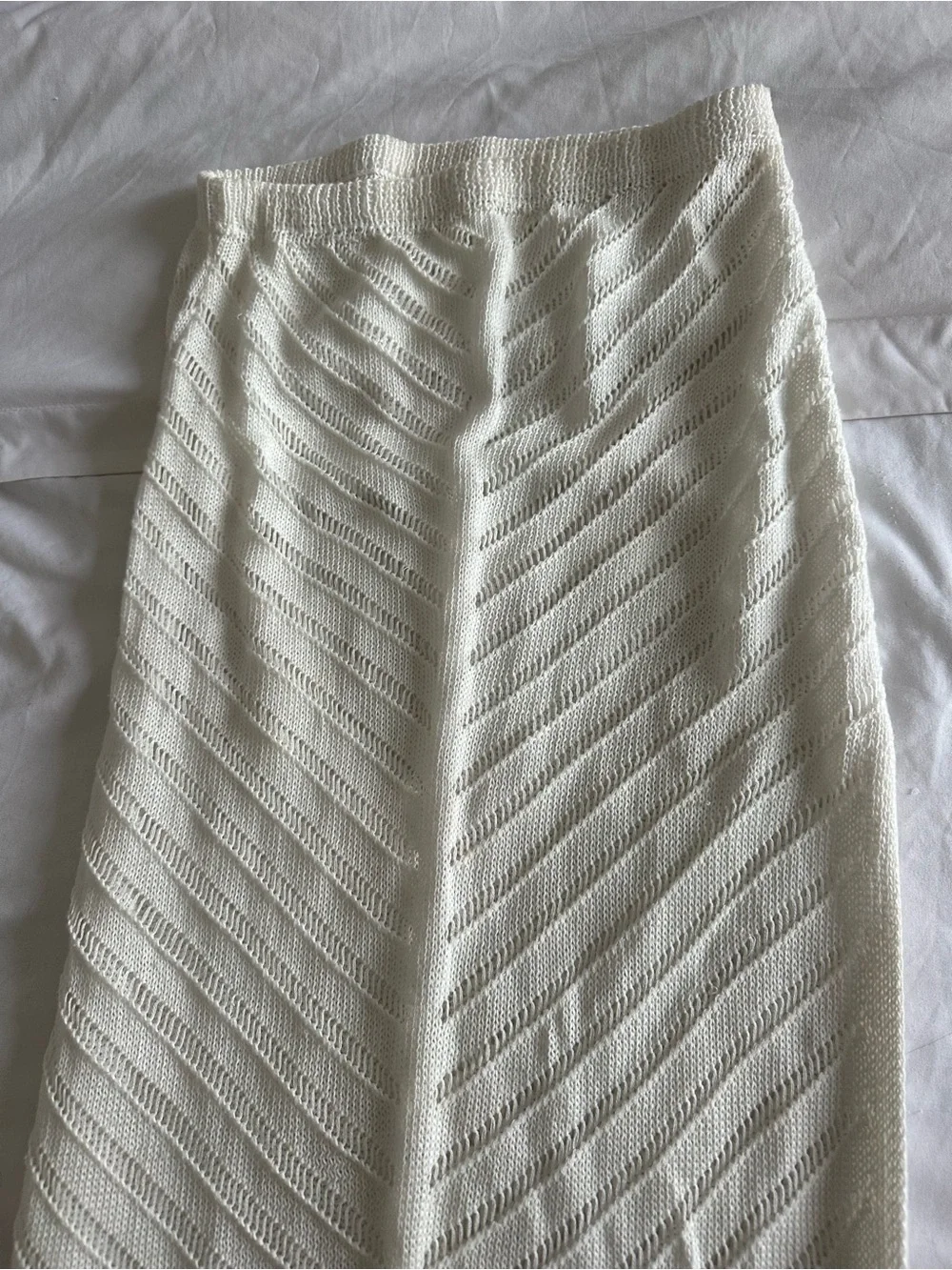 Devon Windsor inspired Cupshe White Knit Two-Piece Swim Coverup Set
